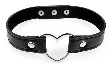 Черный ошейник с сердечком Черный ошейник с сердечком