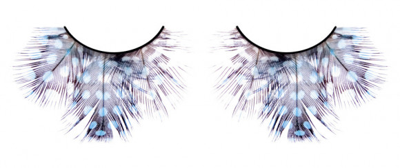 Светлые сине-фиолетовые ресницы-перья