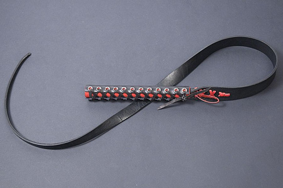 Чёрный кожаный хлыст  Язык страсти  - 120 см.