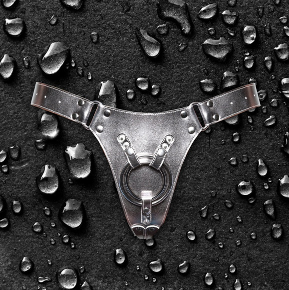 Серебристые страпон-трусики Fusion Strap On Harness для крепления фаллоимитаторов