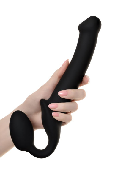 Черный безремневой страпон Silicone Bendable Strap-On - size M Черный безремневой страпон Silicone Bendable Strap-On - size M