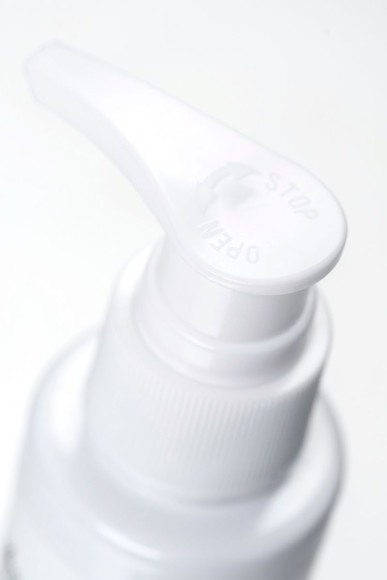 Лубрикант на водной основе Eromantica Neutral - 100 мл. Лубрикант на водной основе Eromantica Neutral - 100 мл.