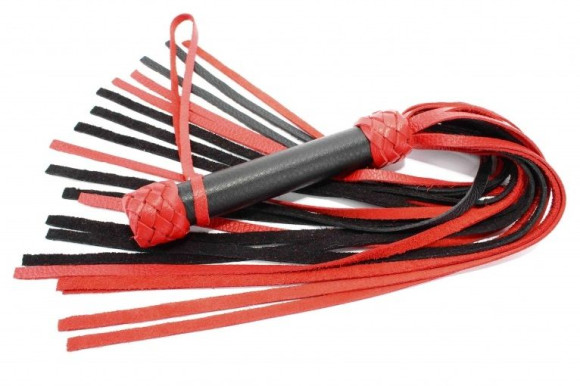 Черно-красная плеть с плетением турецкие головы - 60 см. Черно-красная плеть с плетением турецкие головы - 60 см.