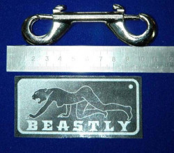 Двухсторонний универсальный карабин - 9 см. Двухсторонний универсальный карабин - 9 см.