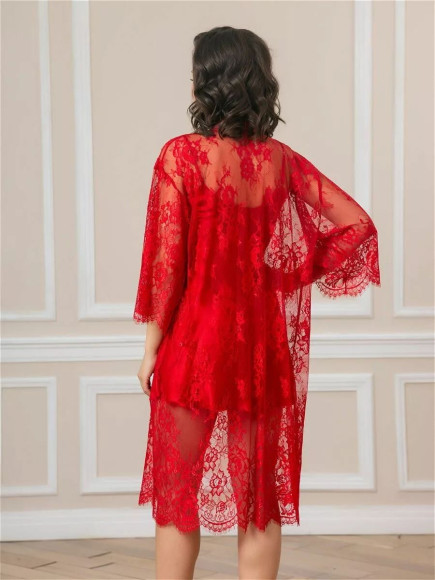 Соблазнительный кружевной пеньюар с поясом Соблазнительный кружевной пеньюар с поясом