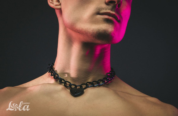 Черный ошейник Embrace с ключиком Черный ошейник Embrace с ключиком