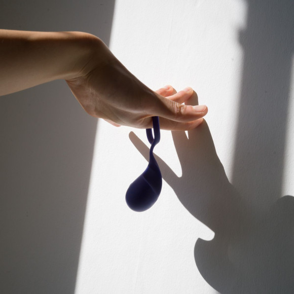 Синий вибростимулятор на пальцы Lunar Синий вибростимулятор на пальцы Lunar