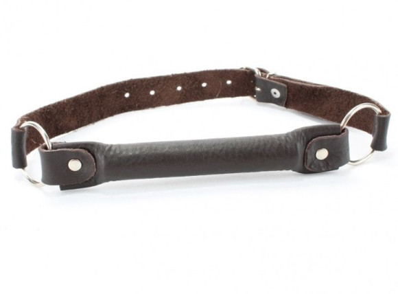 Коричневый кожаный кляп-трензель Коричневый кожаный кляп-трензель