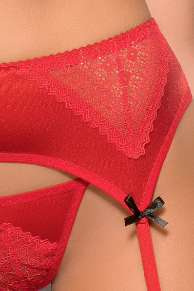 Соблазнительный комплект Essence: бюстгальтер, трусики-стринг и пояс для чулок