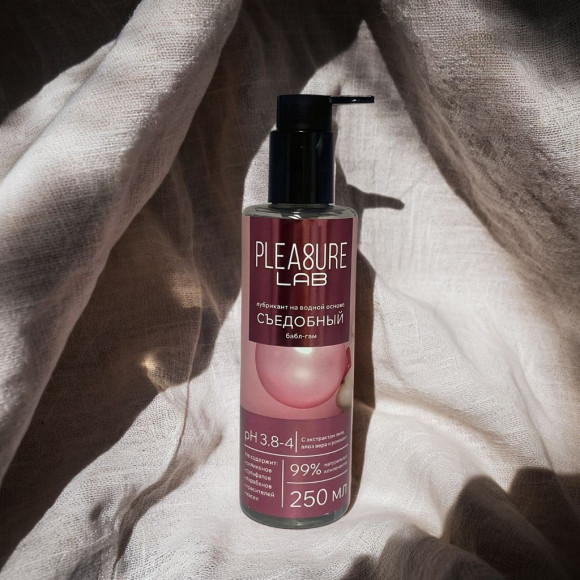 Лубрикант на водной основе Pleasure Lab с ароматом бабл-гам - 250 мл. Лубрикант на водной основе Pleasure Lab с ароматом бабл-гам - 250 мл.