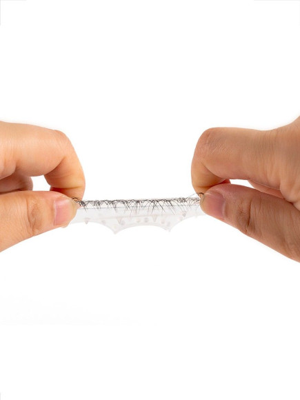 Эластичное эрекционное кольцо с длинными черными «ресничками» Эластичное эрекционное кольцо с длинными черными «ресничками»