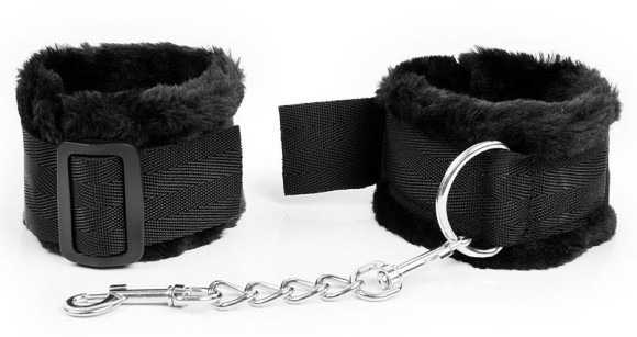 Черные оковы на регулируемых пряжках Черные оковы на регулируемых пряжках